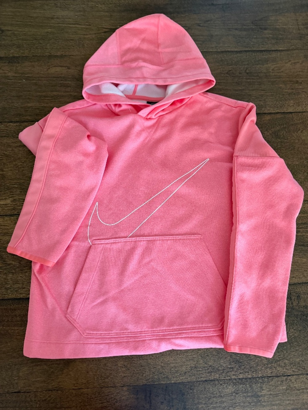 Nike pink hoodie with front pocket pocket. Girls XL